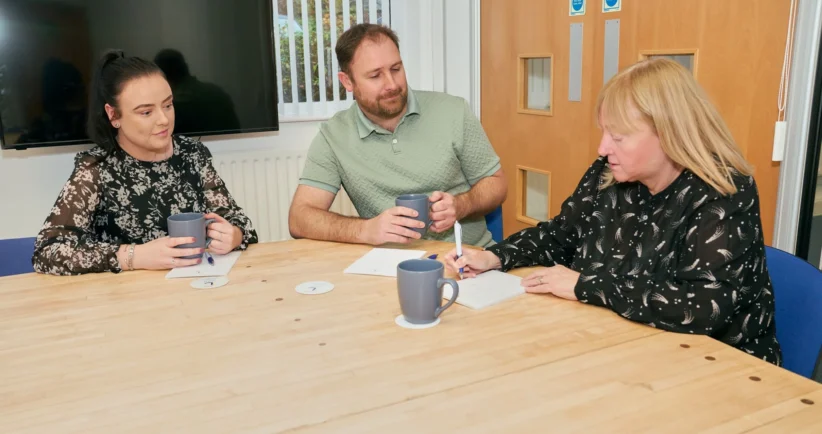 When to hire a commercial law solicitor: a guide for business owners